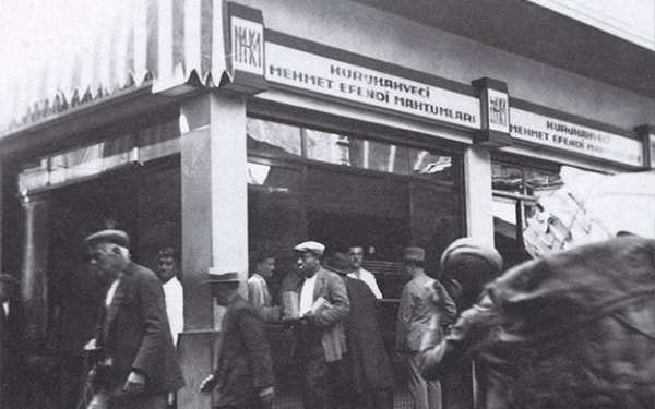 تاریخچه برند مهمت افندی 